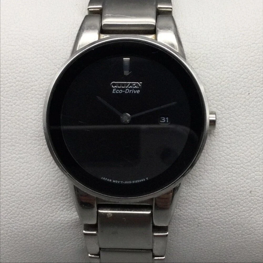 Citizen Eco-Drive Womens Watch 30mm Black Dial Stainless Date Solar J015 6.25